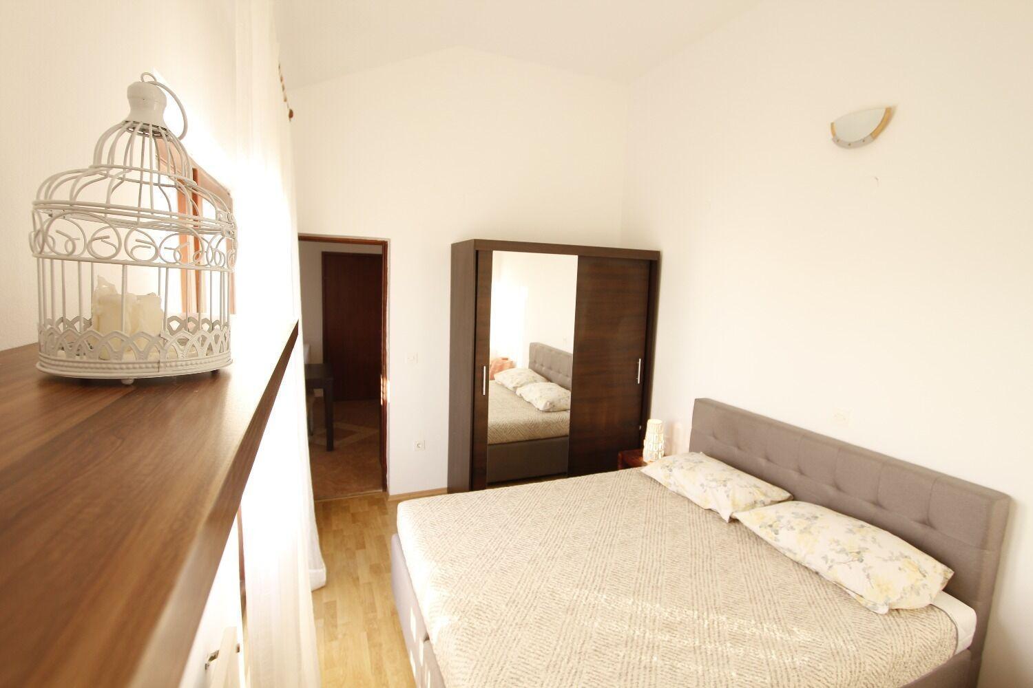 Apartments Oasis Нин Екстериор снимка