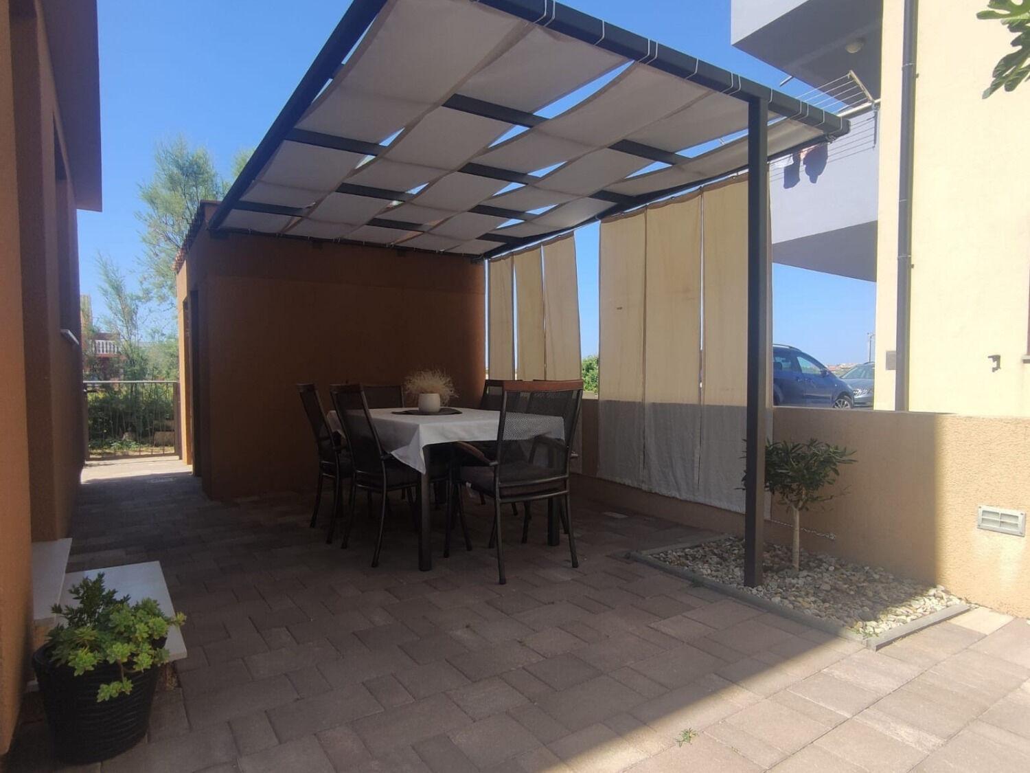 Apartments Oasis Нин Екстериор снимка