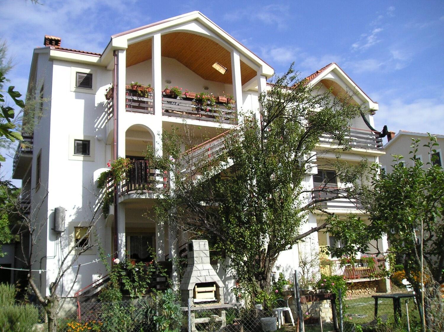 Apartments Oasis Нин Екстериор снимка