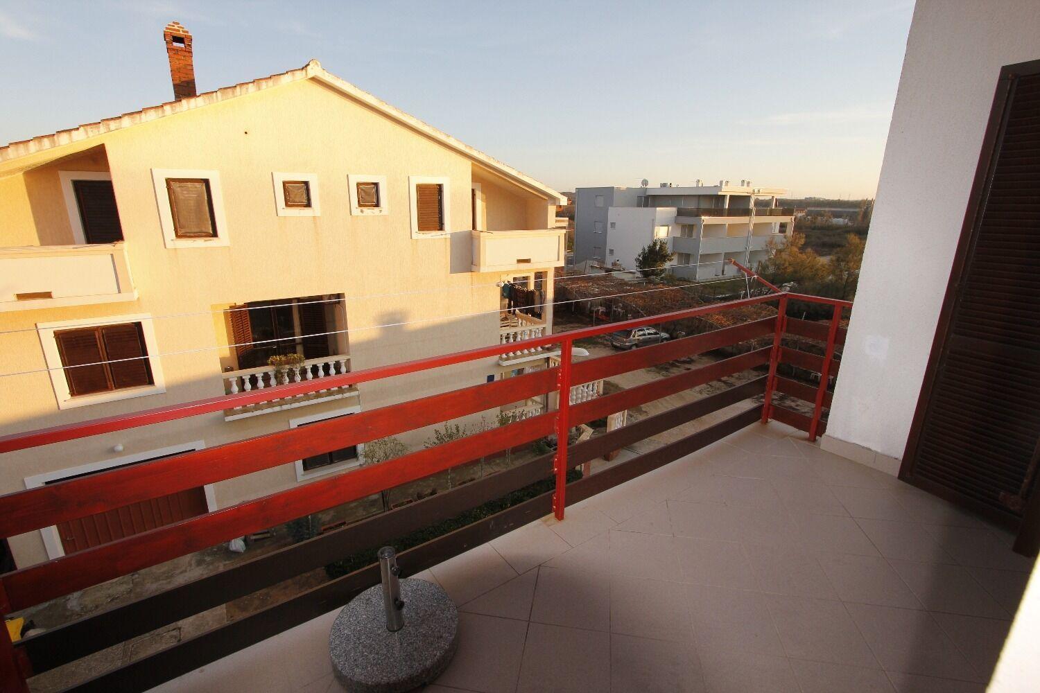 Apartments Oasis Нин Екстериор снимка
