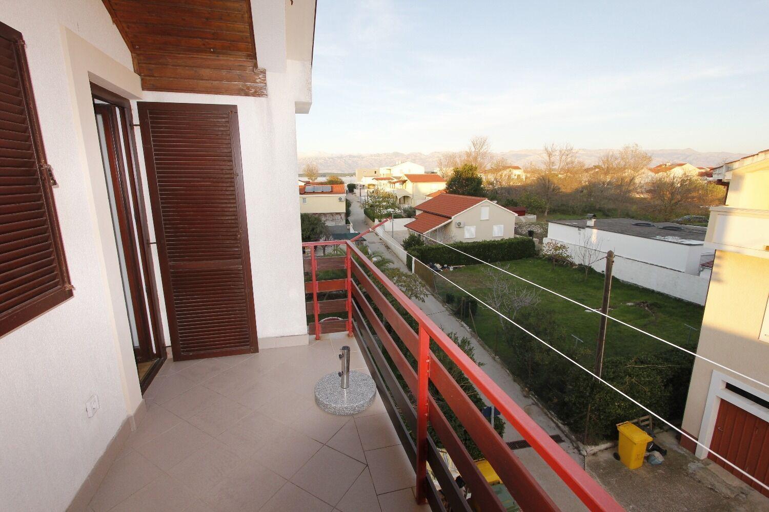 Apartments Oasis Нин Екстериор снимка